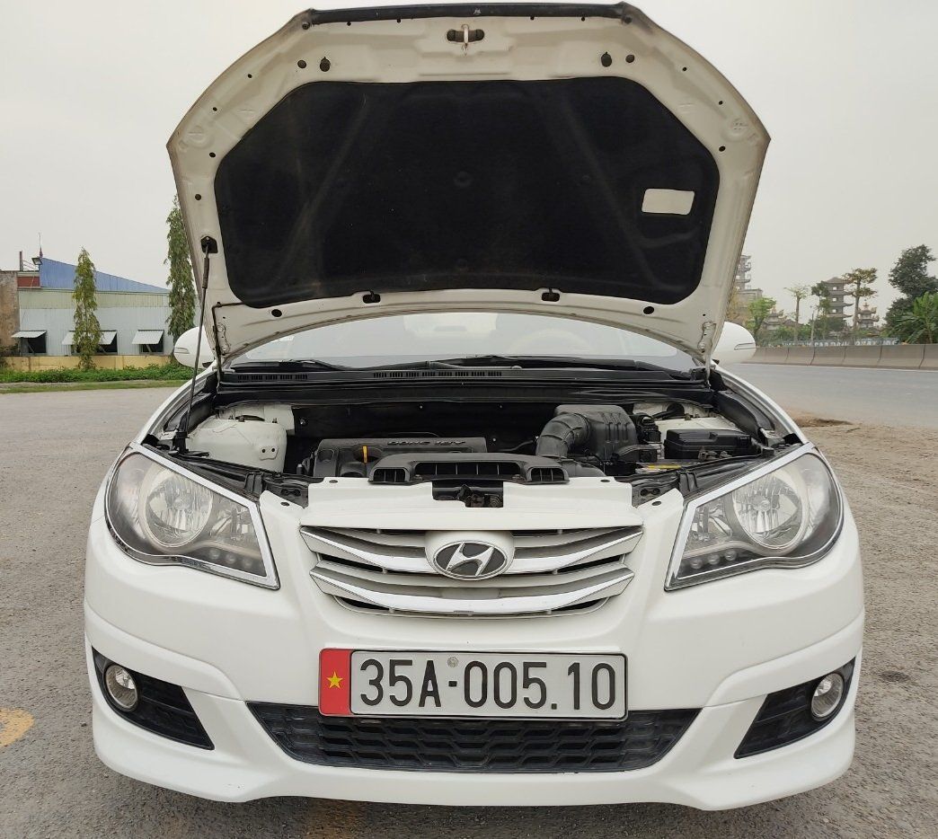 Hyundai Avante 2011 - Màu trắng xịn, xe tư nhân