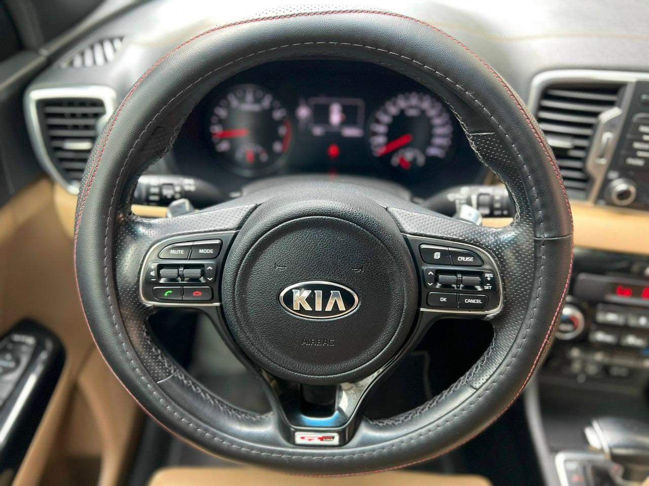 Kia Sportage 2015 - Siêu mới, chạy 5v km zin