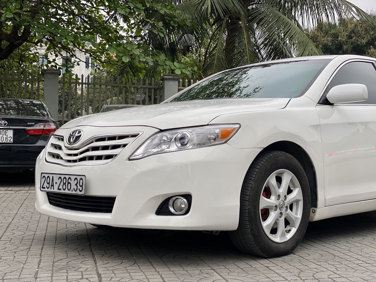 Toyota Camry 2011 - Biển Hà Nội ưa nhìn