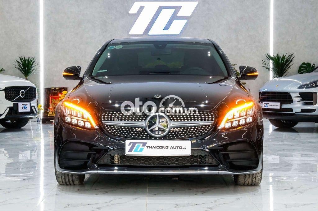 Mercedes-Benz C 350 Mercedes C180 C 180 2021 đen 7000km tra truoc 350 2021 - Mercedes C180 C 180 2021 đen 7000km tra truoc 350