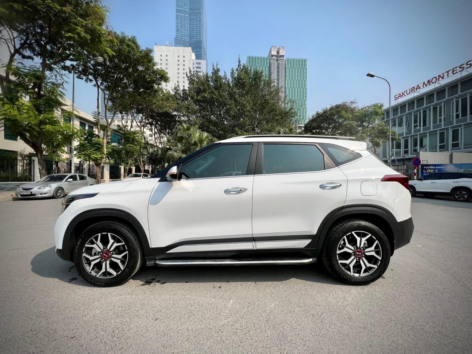 Kia Seltos 2021 - Biển Hà Nội đẹp