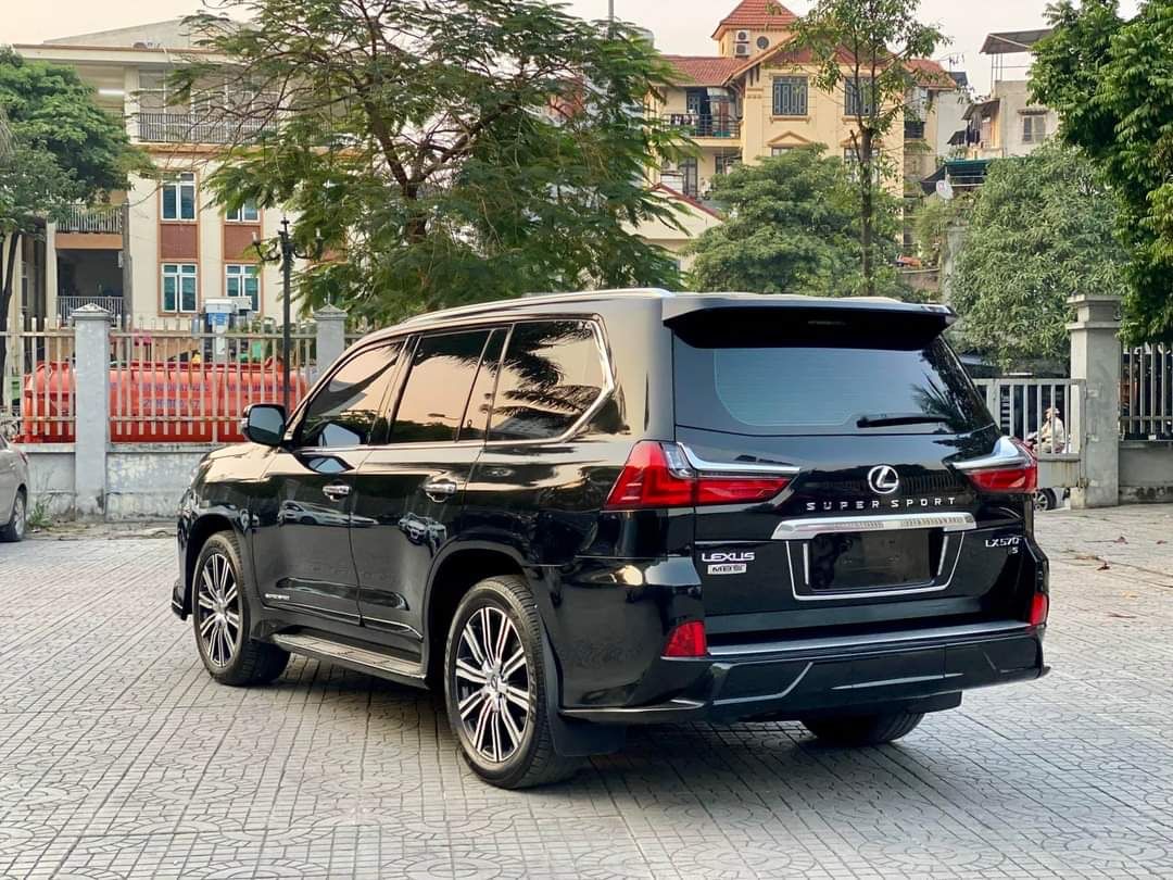 Lexus LX 570 2020 - Tên tư nhân biển Hà Nội