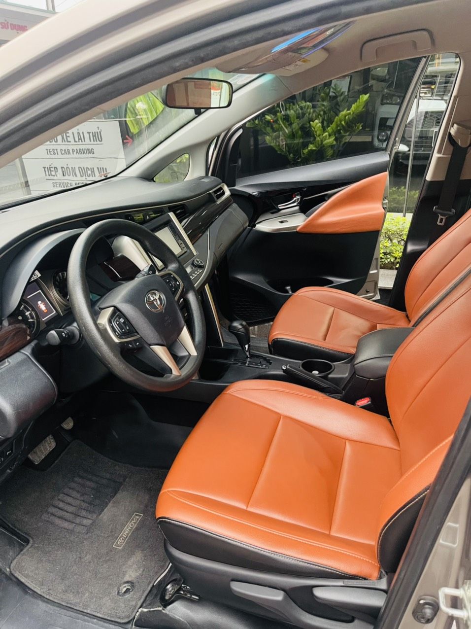 Toyota Innova 2019 - Giá cực rẻ, Xe cá nhân chạy cực ít.