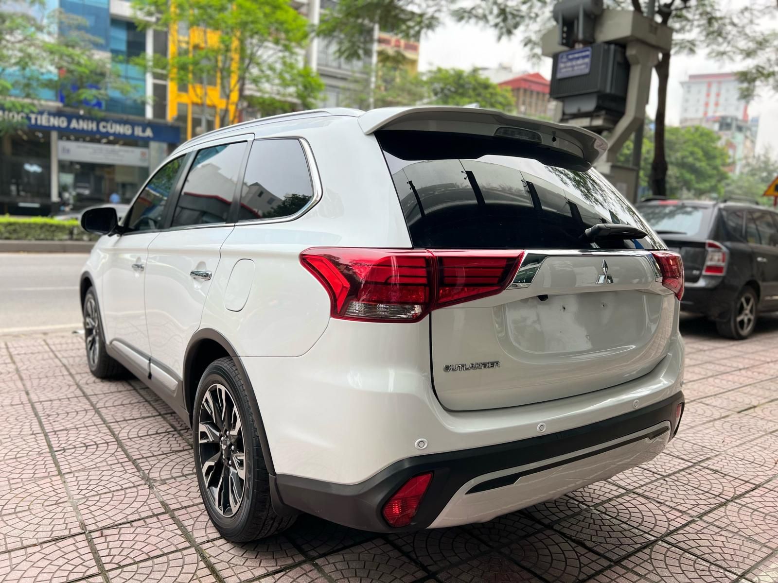 Mitsubishi Stavic 2020 - Chính chủ muốn bán