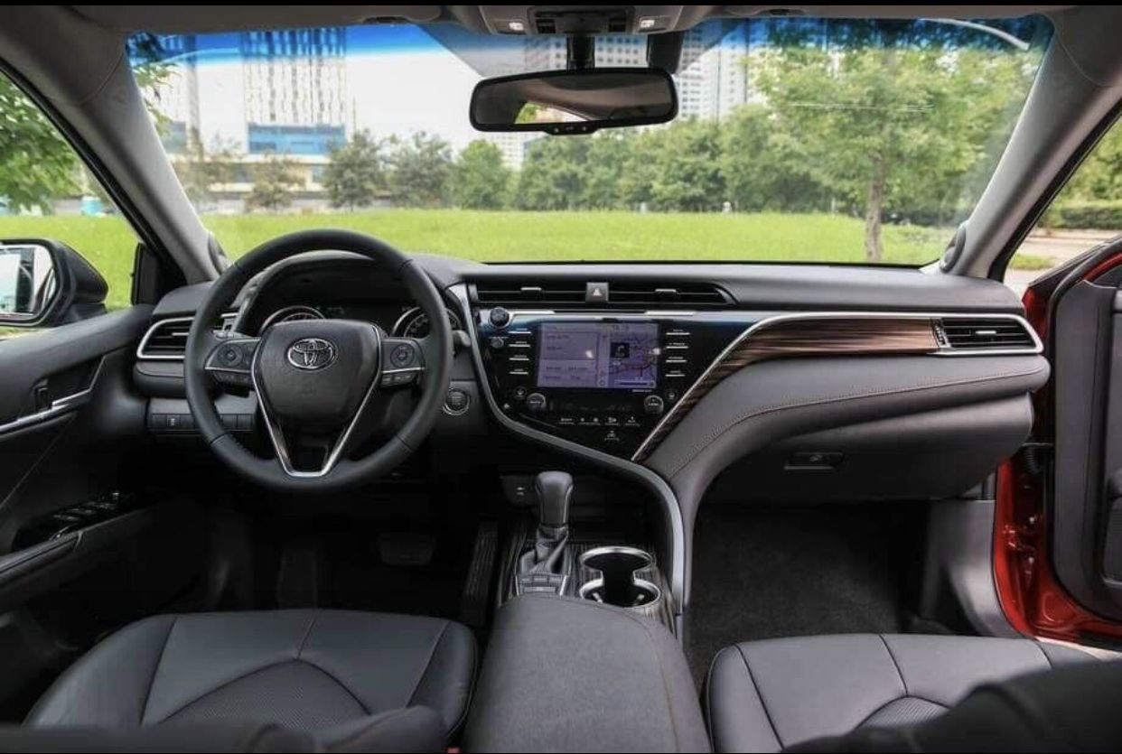 Toyota Camry 2023 - Thanh Lý Nốt 1 Xe Camry 2.5Q Vin 2022 Mới 100% Giá Siêu Rẻ