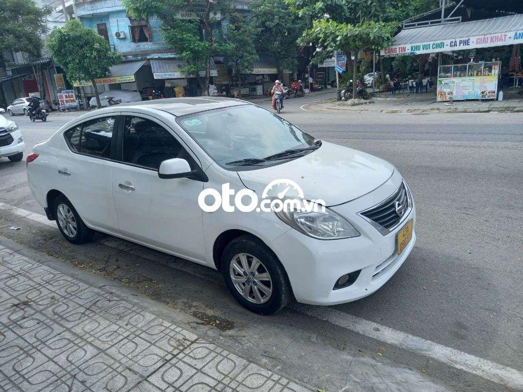 Nissan Sunny   2013 màu trắng số sàn 2013 - Nissan sunny 2013 màu trắng số sàn