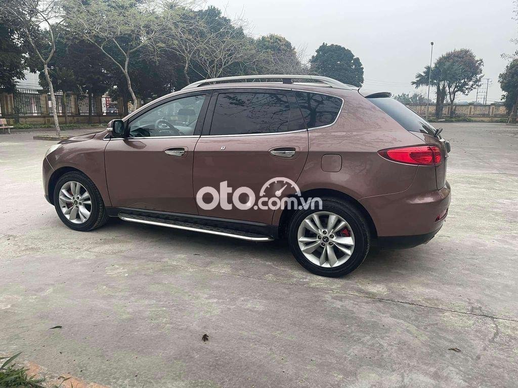 Luxgen U7   2.2 turbo 7 chỗ giao lưu 2011 - Luxgen U7 2.2 turbo 7 chỗ giao lưu