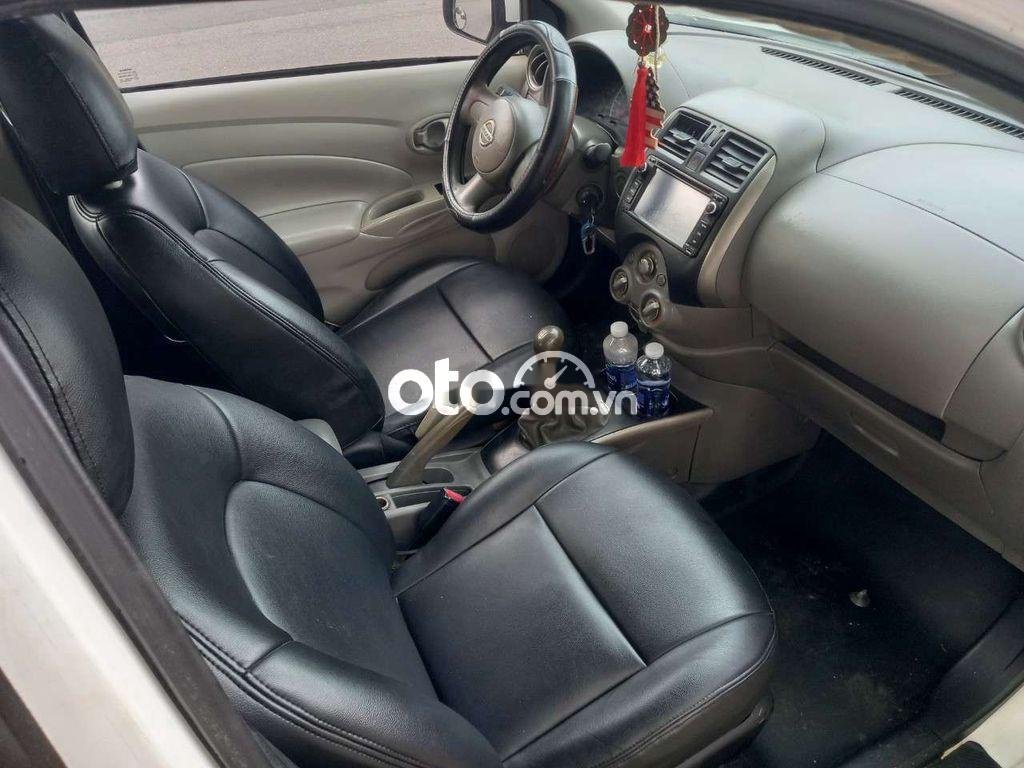 Nissan Sunny   2013 màu trắng số sàn 2013 - Nissan sunny 2013 màu trắng số sàn