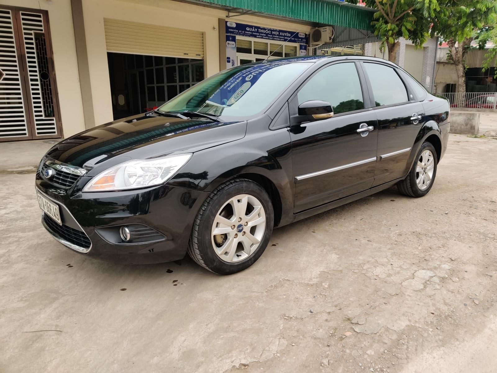 Ford Focus 2011 - Số tự động