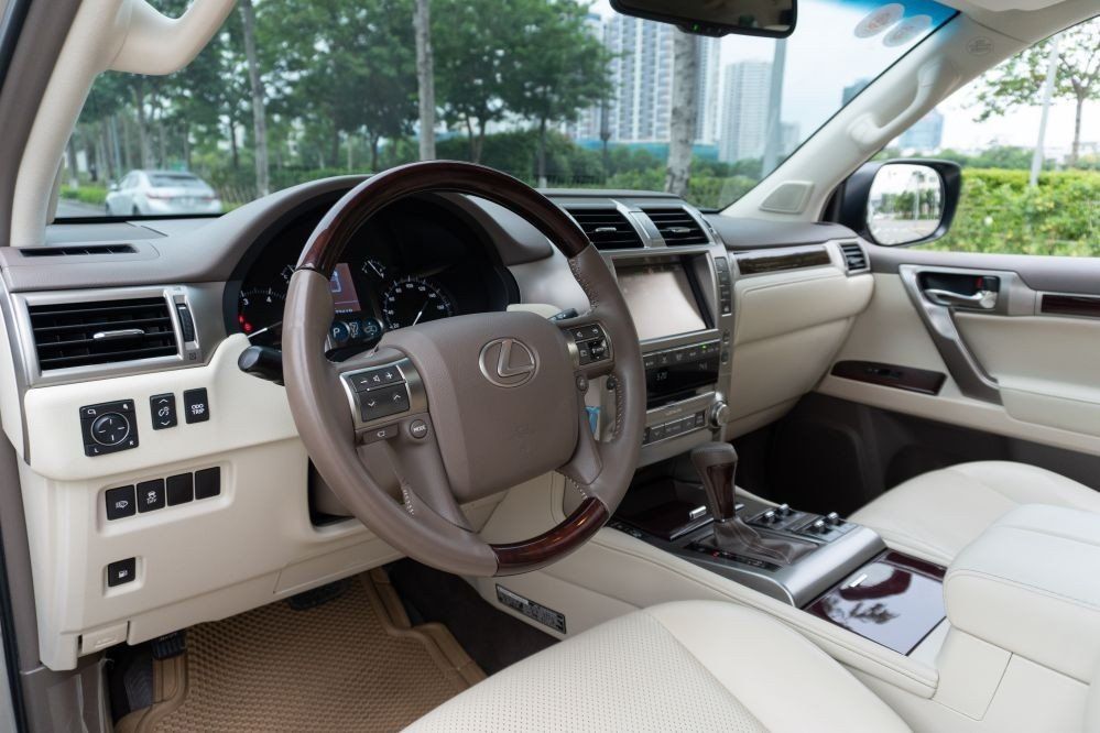 Lexus GX 460 2015 - Phiên bản nhập Trung Đông