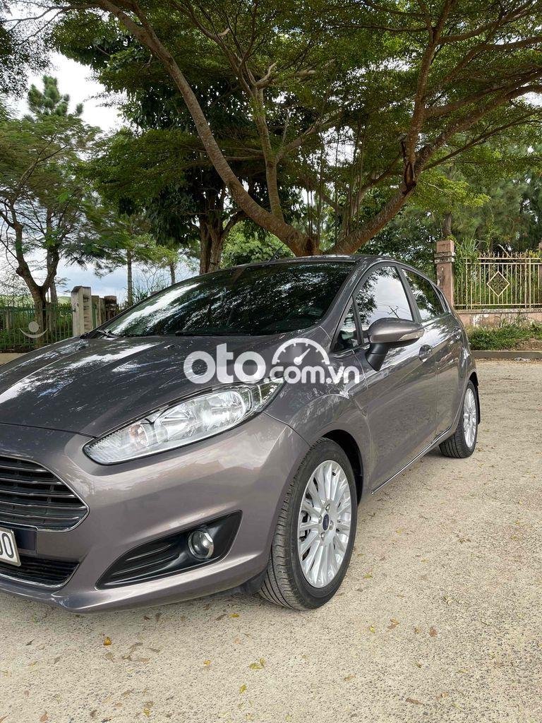 Ford Fiesta bán xe  2018 bản sports số tự động 2018 - bán xe FordFiesta 2018 bản sports số tự động