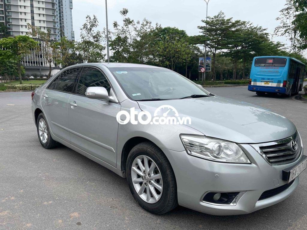 Toyota Camry gia đình cần bán xe 2011 - gia đình cần bán xe