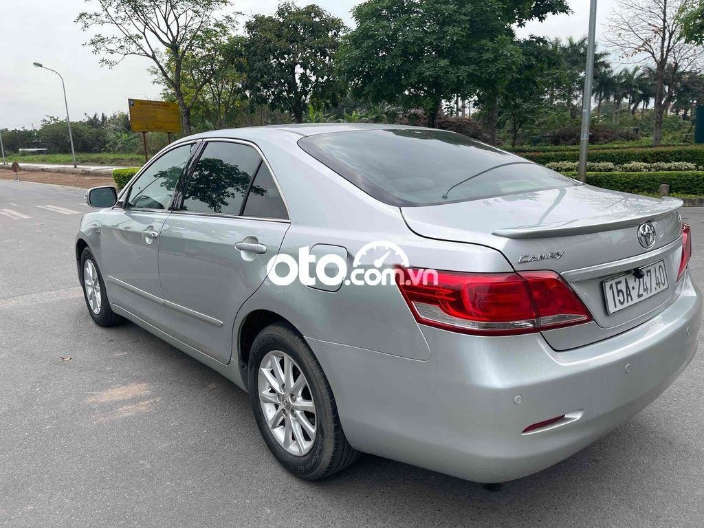 Toyota Camry gia đình cần bán xe 2011 - gia đình cần bán xe