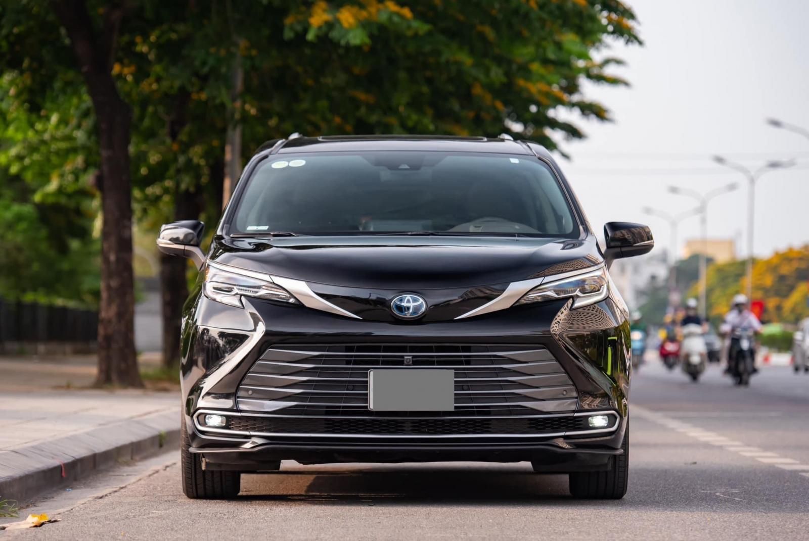 Toyota Sienna 2021 - Model 2022, siêu lướt 13.000km