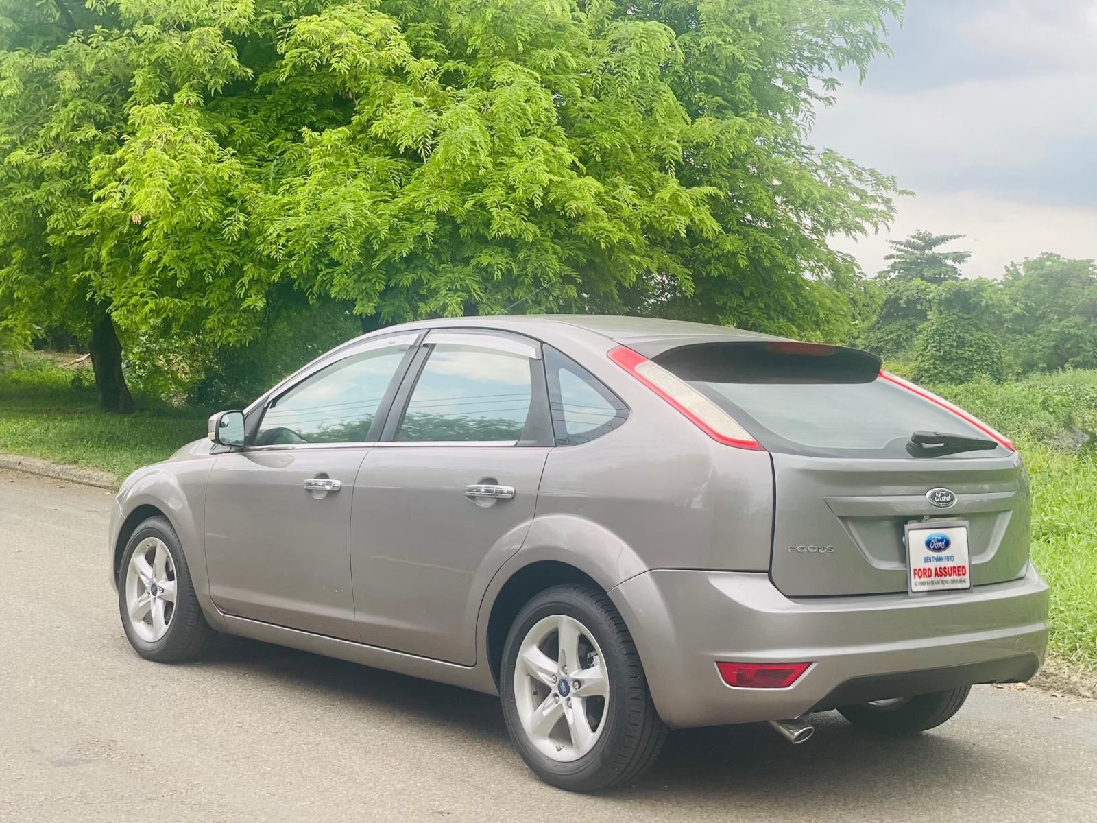 Ford Focus 2011 - Màu xám, 315 triệu