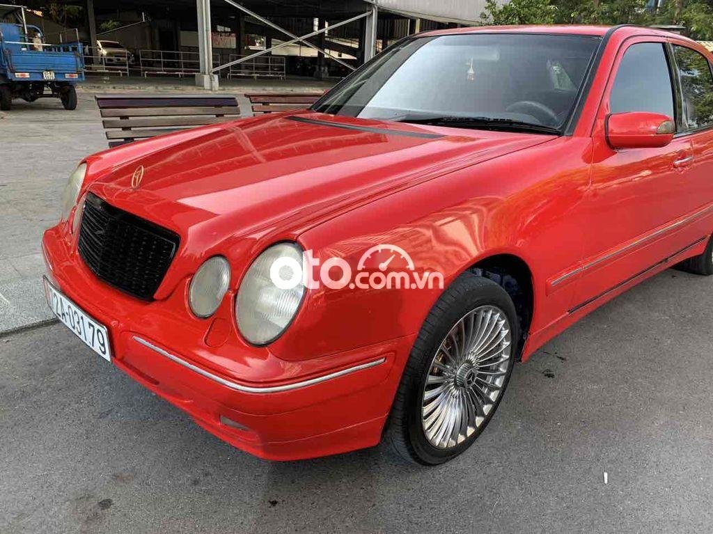 Mercedes-Benz E240 MẸC E240 2001 SỐ TƯI ĐỘNG GIÁ RẺ 2001 - MẸC E240 2001 SỐ TƯI ĐỘNG GIÁ RẺ