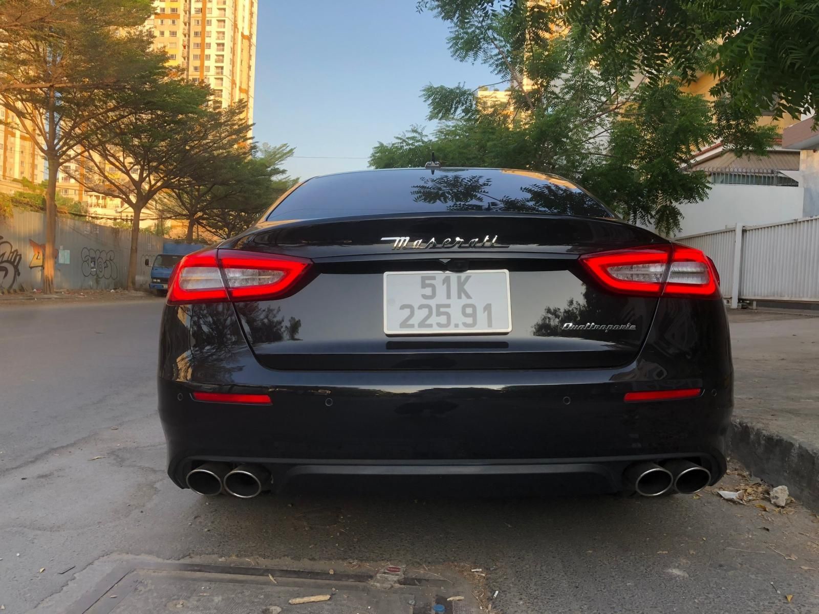 Maserati Quattroporte 2017 -  Màu Sơn Đen Mica sang trọng