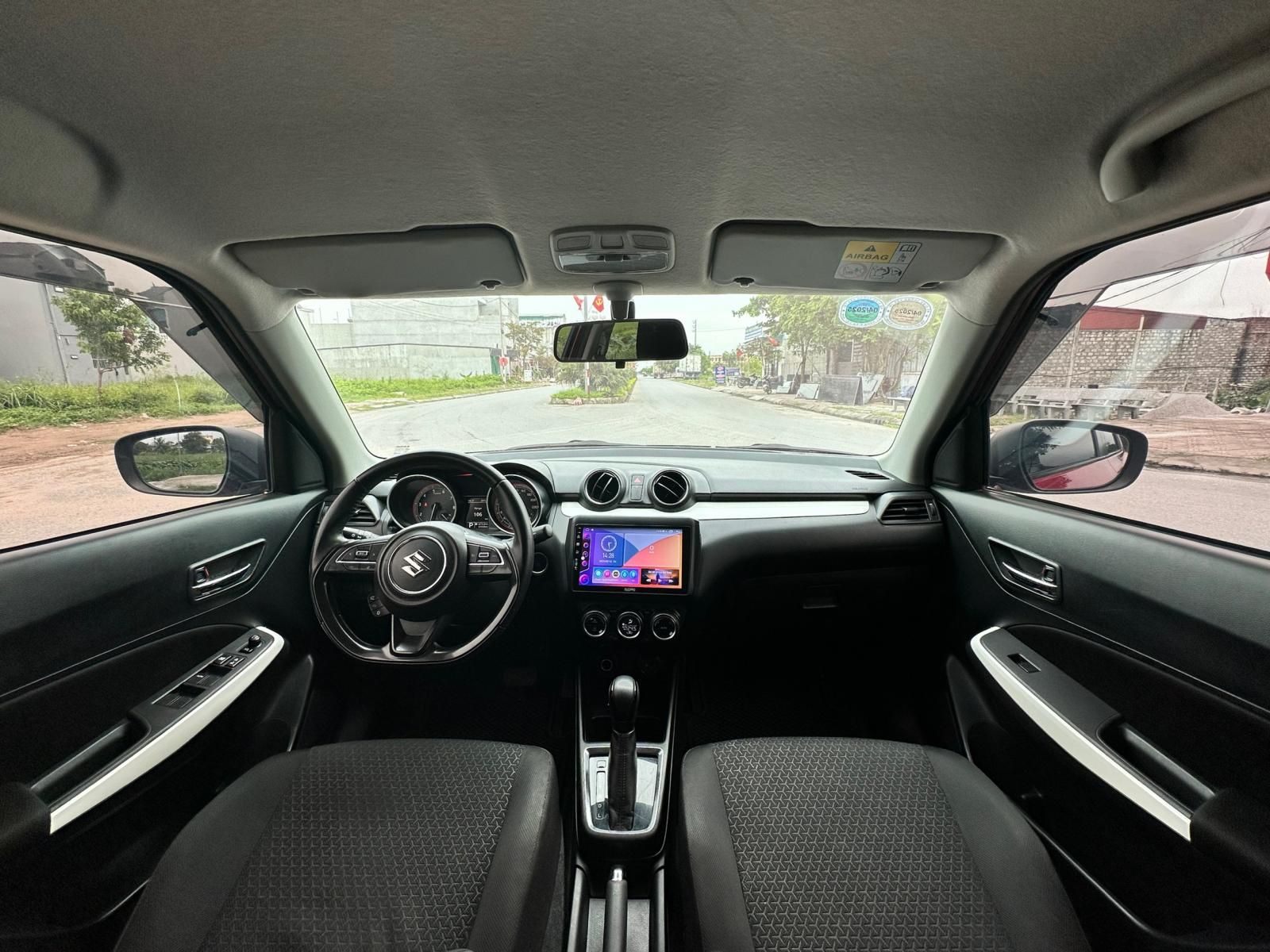 Suzuki Swift 2018 - Đăng ký 6/2019