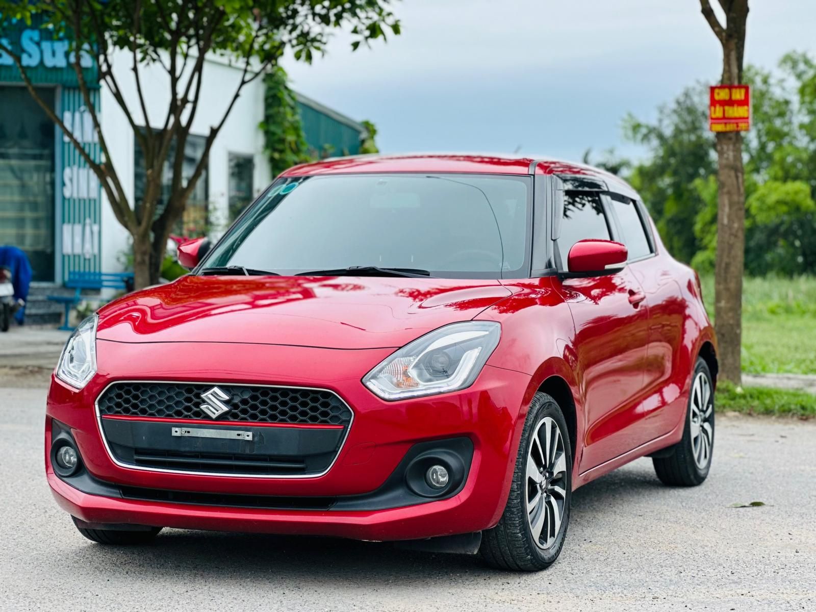 Suzuki Swift 2018 - Đăng ký 6/2019