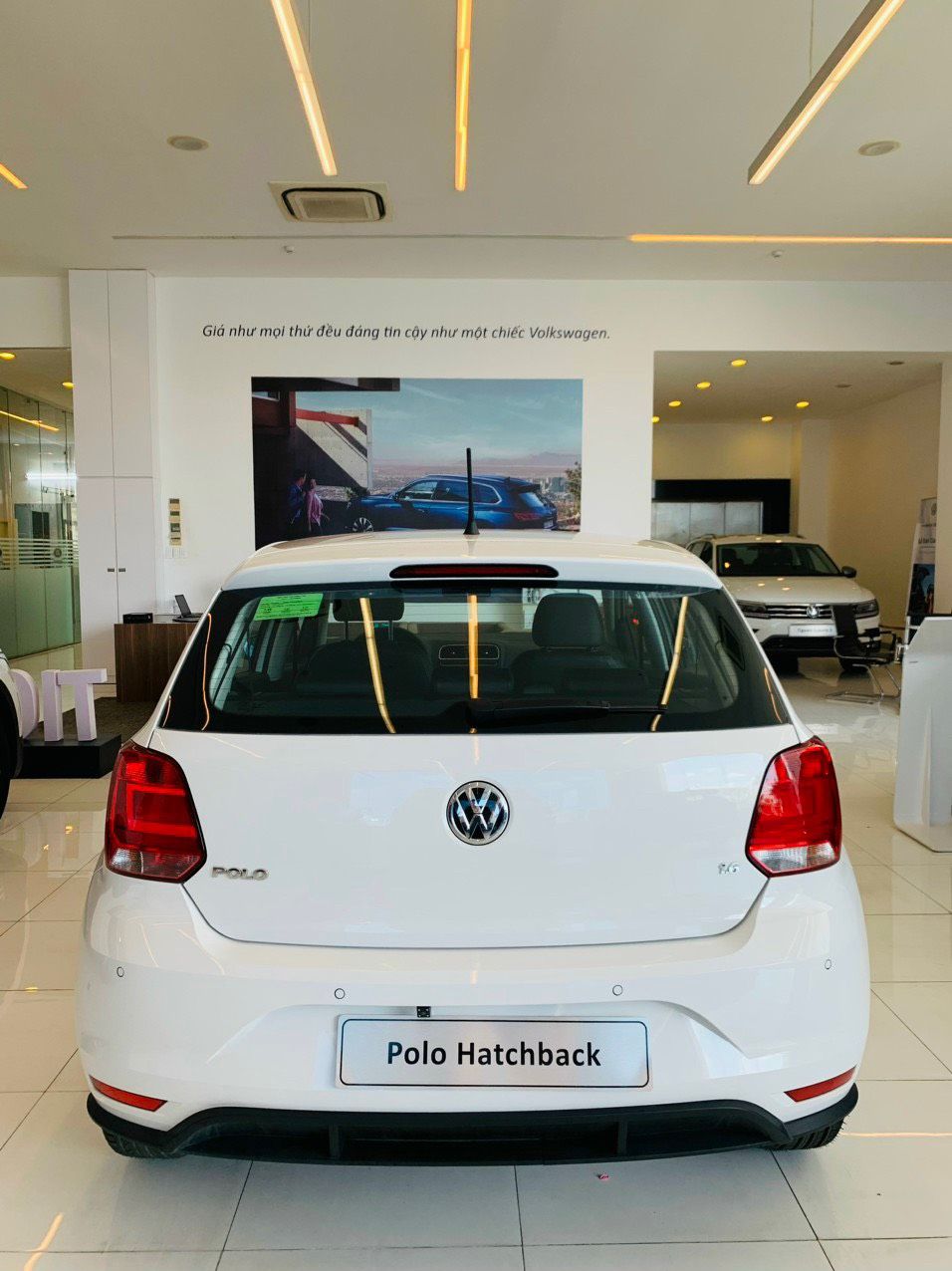 Volkswagen Polo 2022 - Xe mới nhập khẩu, giá hấp dẫn