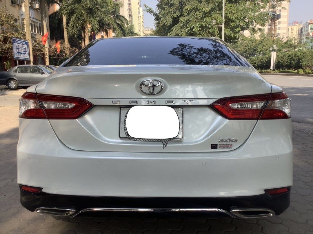 Toyota Camry 2020 - Còn mới giá chỉ 945tr