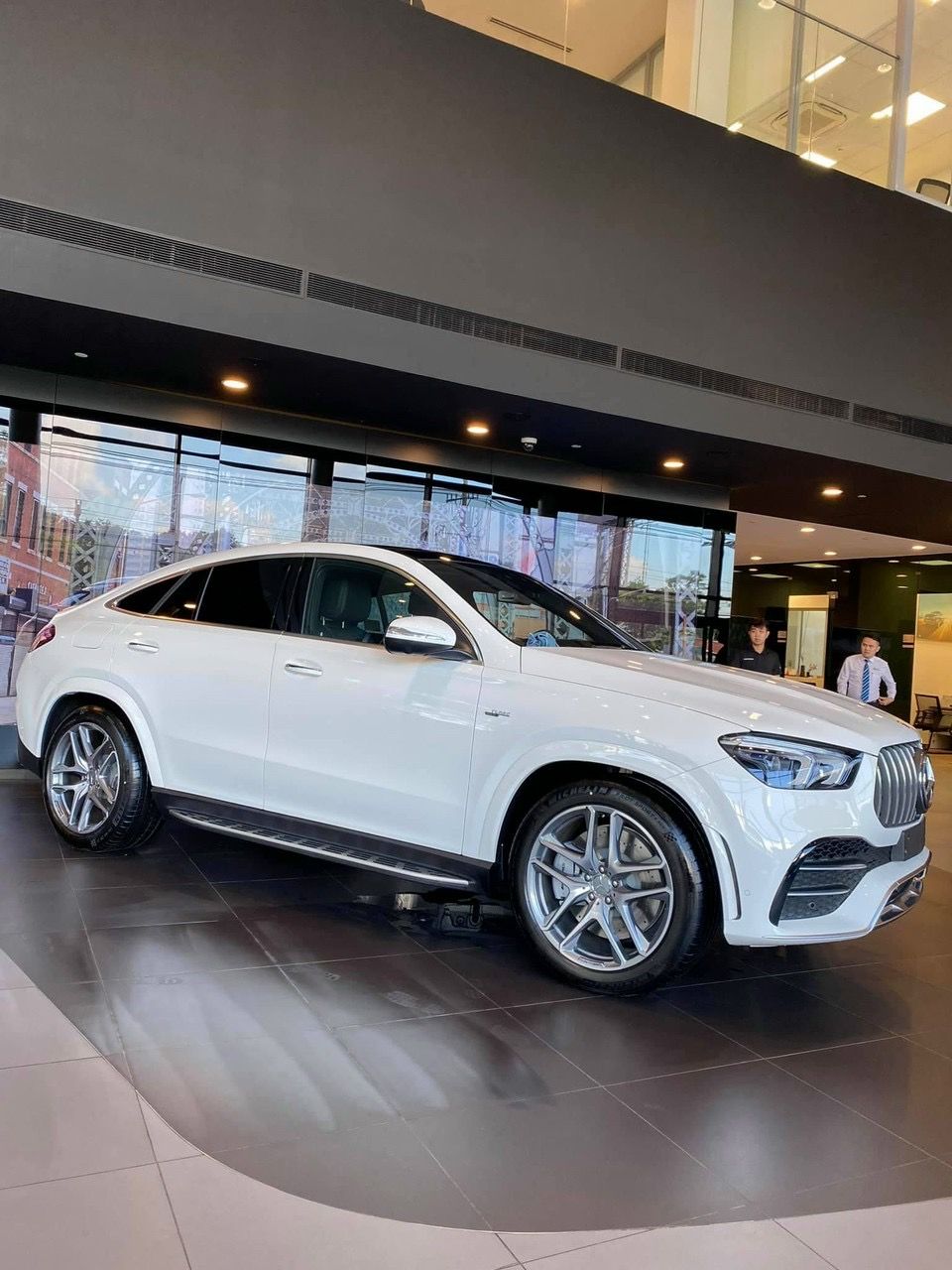 Mercedes-Benz GLE 53 2022 - New model 2023 - SUV AMG - Giá tốt - Xe giao ngay