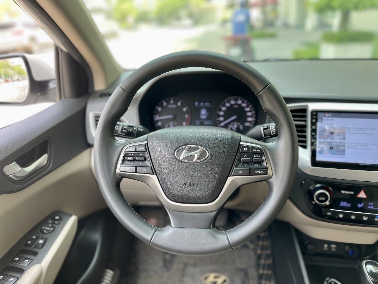 Hyundai Accent 2019 - Màu trắng, biển Hà Nội, chạy chuẩn 3,5v. Đẹp không lỗi nhỏ