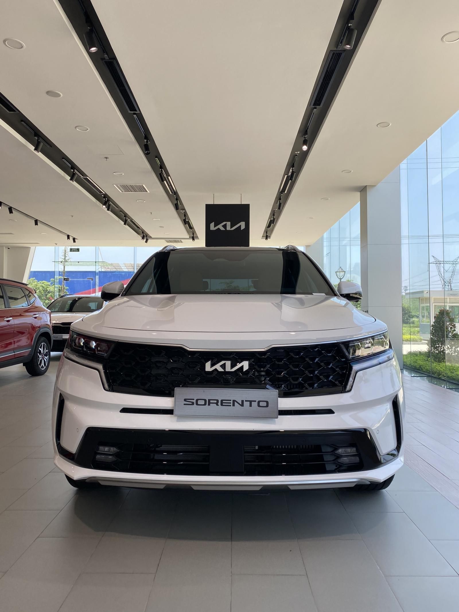 Kia Sorento 2023 - Xe mới, vin 2023. Sẵn xe giao ngay