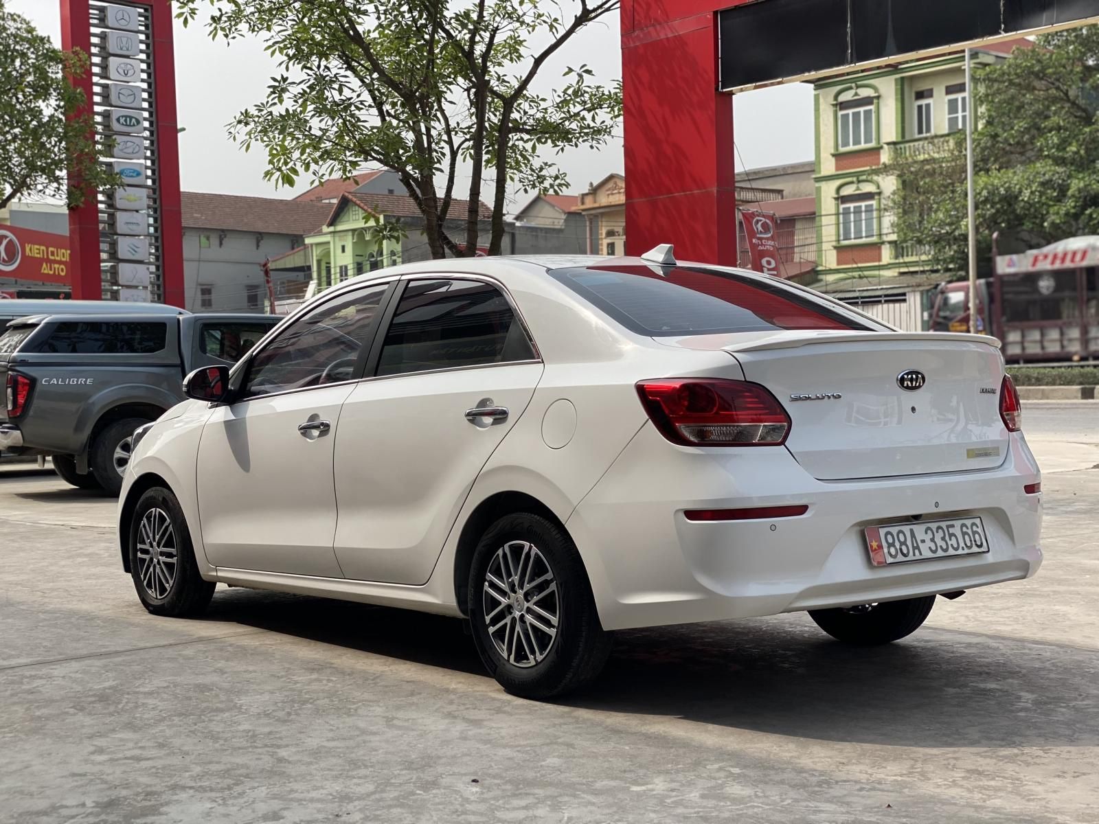 Kia Soluto 2020 - Số sàn bản đủ, odo 3v km xịn, lốp cả dàn theo xe