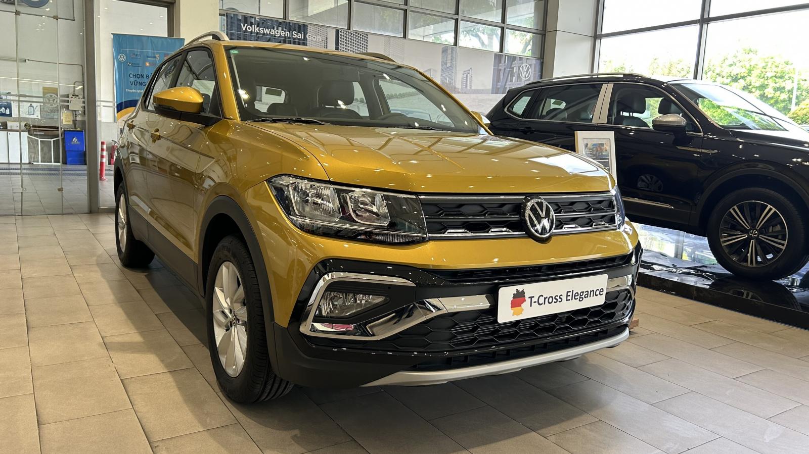 Volkswagen T-Cross T-Cros Elegance 2023 - Cần bán xe Volkswagen T-Cross T-Cros Elegance đời 2023, màu vàng, xe nhập