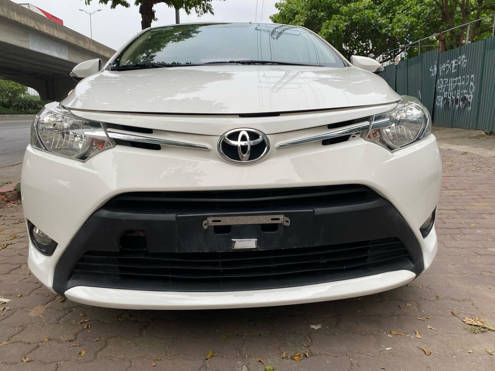 Toyota Vios 2018 - Số sàn, giá 3xx tr nhỏ tí, giá thật êm - Xe 1 chủ, biển TP không mất 20 triệu tiền biển số - Xe rất mới và đẹp, lốp mới