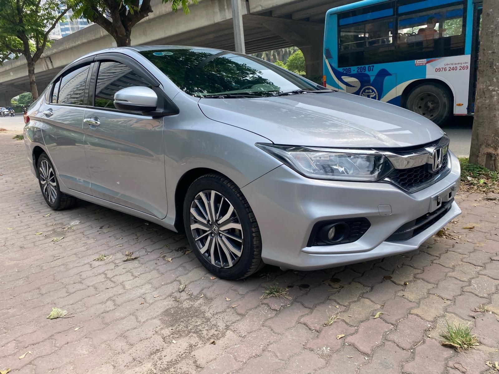 Honda City 2018 - Giá 4xx tr, biển phố, xe 1 chủ rất mới, lốp còn 5 quả 90% - Biển phố không mất 20 triệu - Quý khách xem xe là ưng luôn