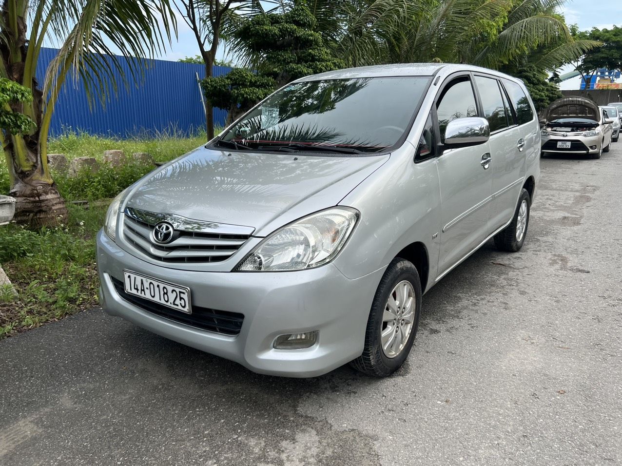 Toyota Innova 2011 - Bản đủ G xịn không taxi dịch vụ