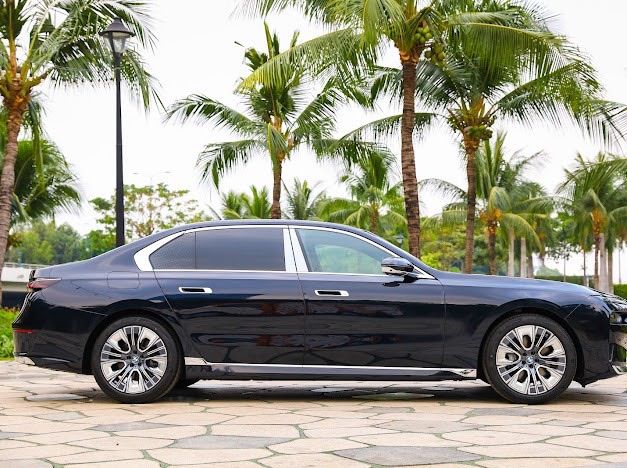 BMW 740Li 2023 - Hót hiện nay