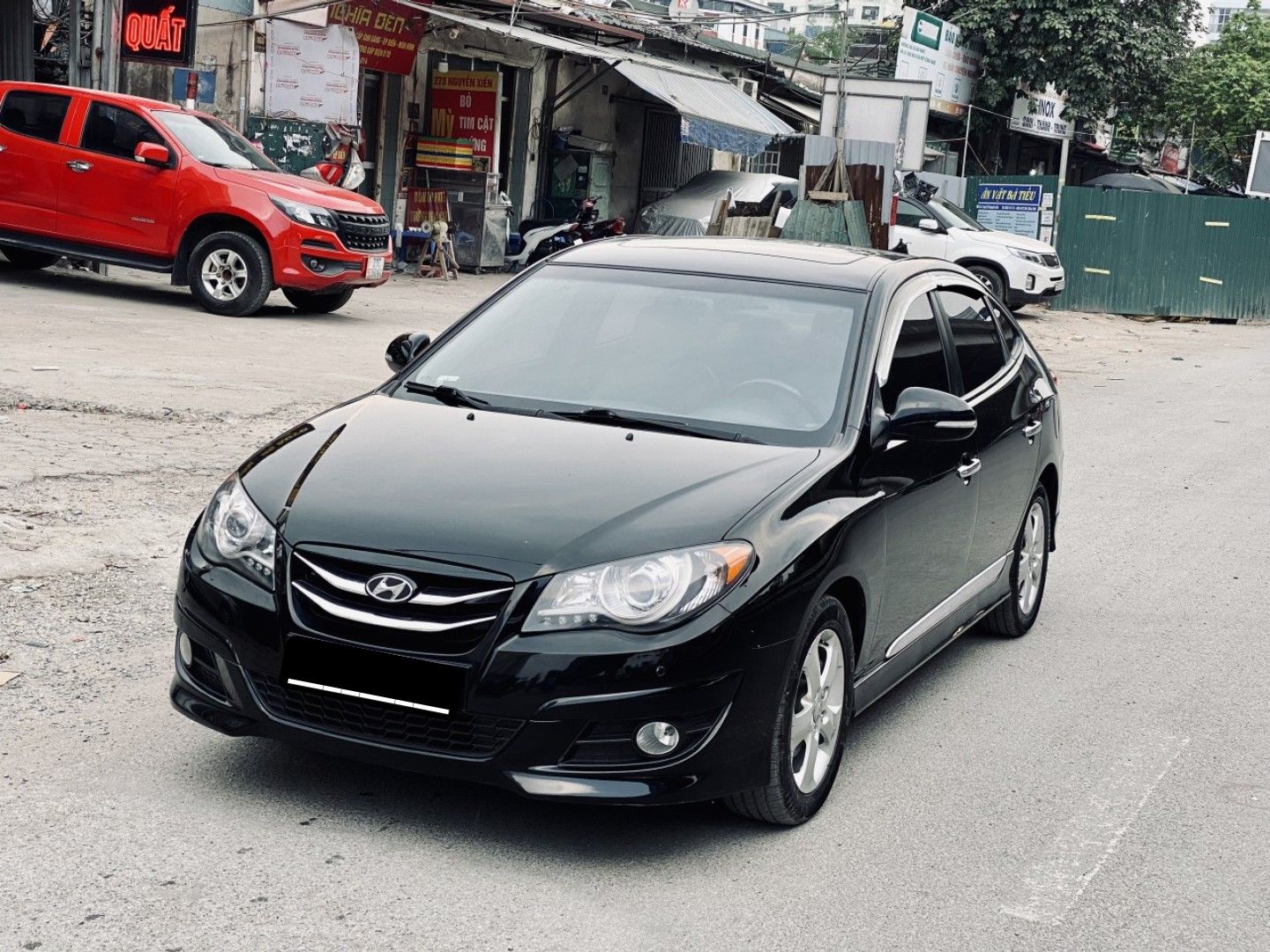 Hyundai Avante 2011 - Xe gia đình sử dụng giữ gìn còn rất đẹp, bán nhanh giá hợp lý