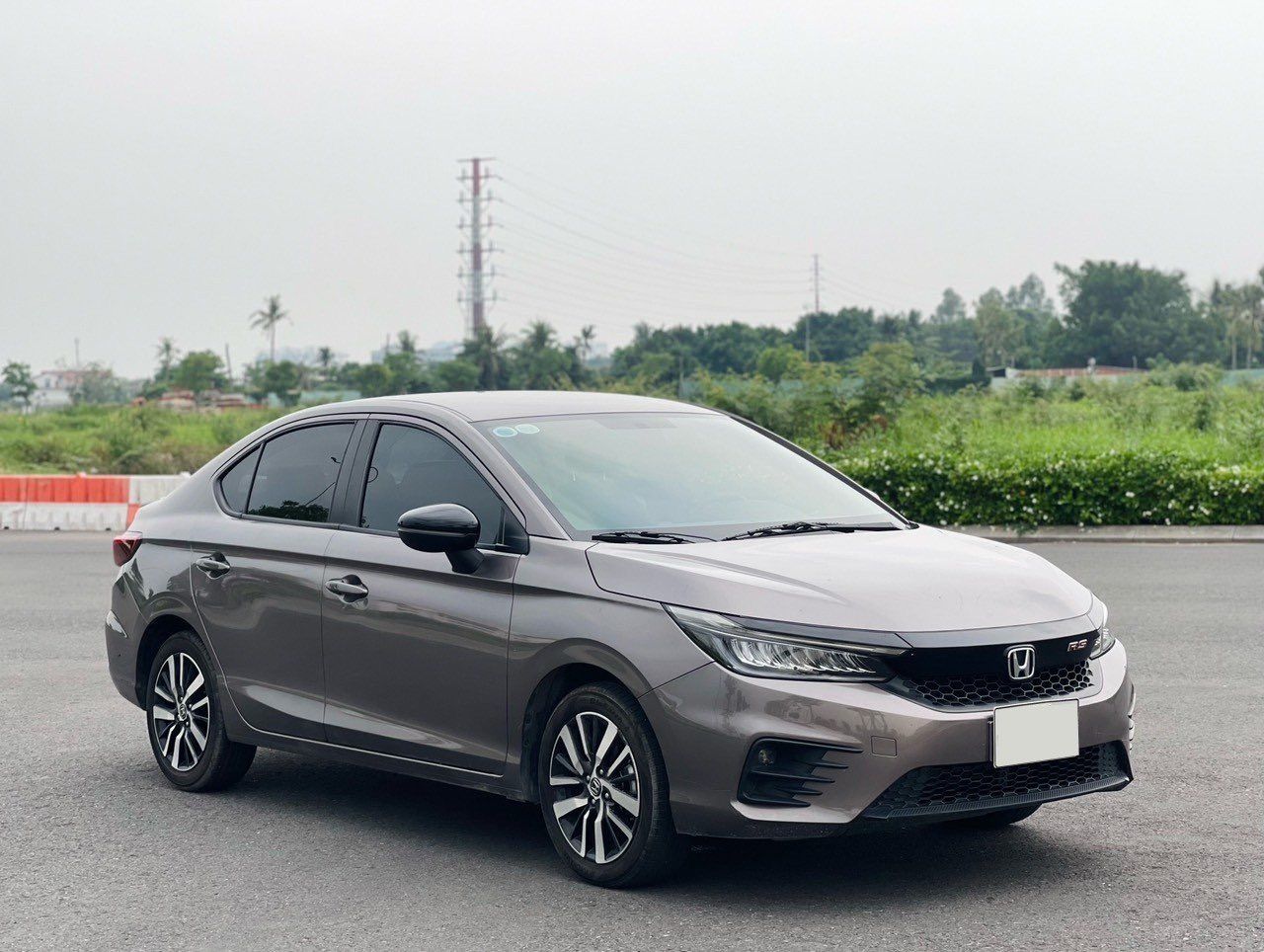 Honda City 2022 - Màu nâu hồng, nội thất đen