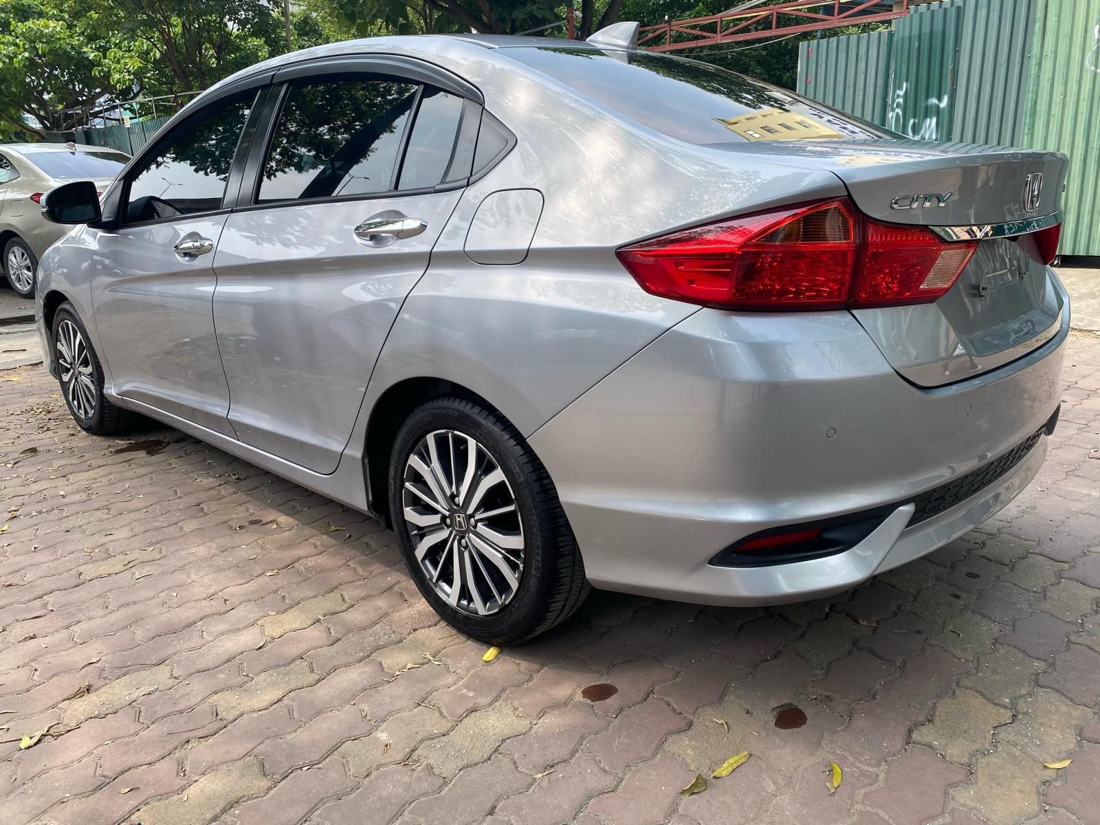 Honda City 2018 - Giá 4xx tr, biển phố, xe 1 chủ rất mới, lốp còn 5 quả 90% - Biển phố không mất 20 triệu - Quý khách xem xe là ưng luôn