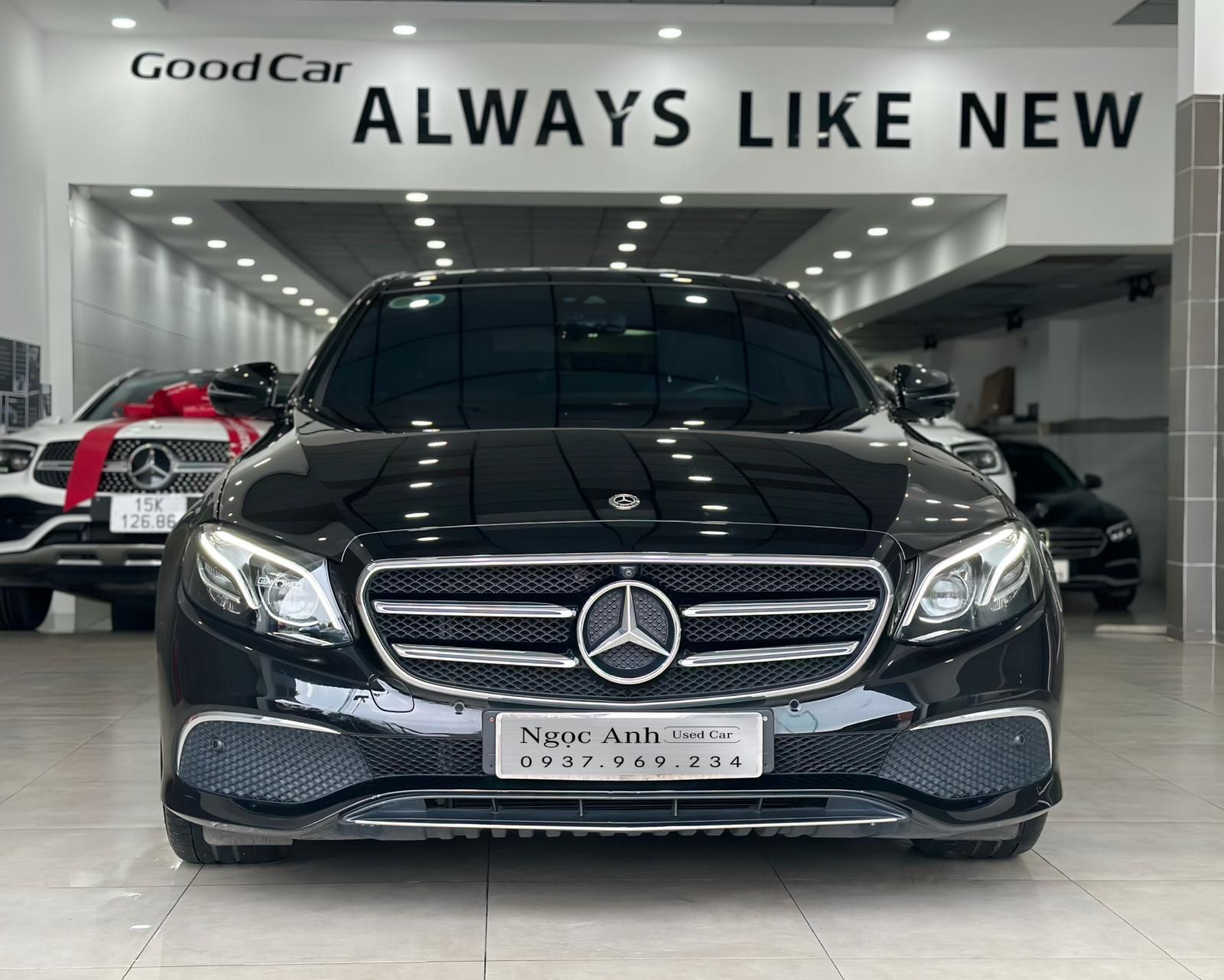 Mercedes-Benz 2019 - Màu đen - Odo 2 vạn - Xe mới 90% - Bao test hãng