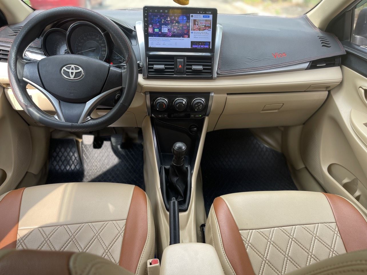 Toyota Vios 2014 - Xe số sàn - Full đồ chơi