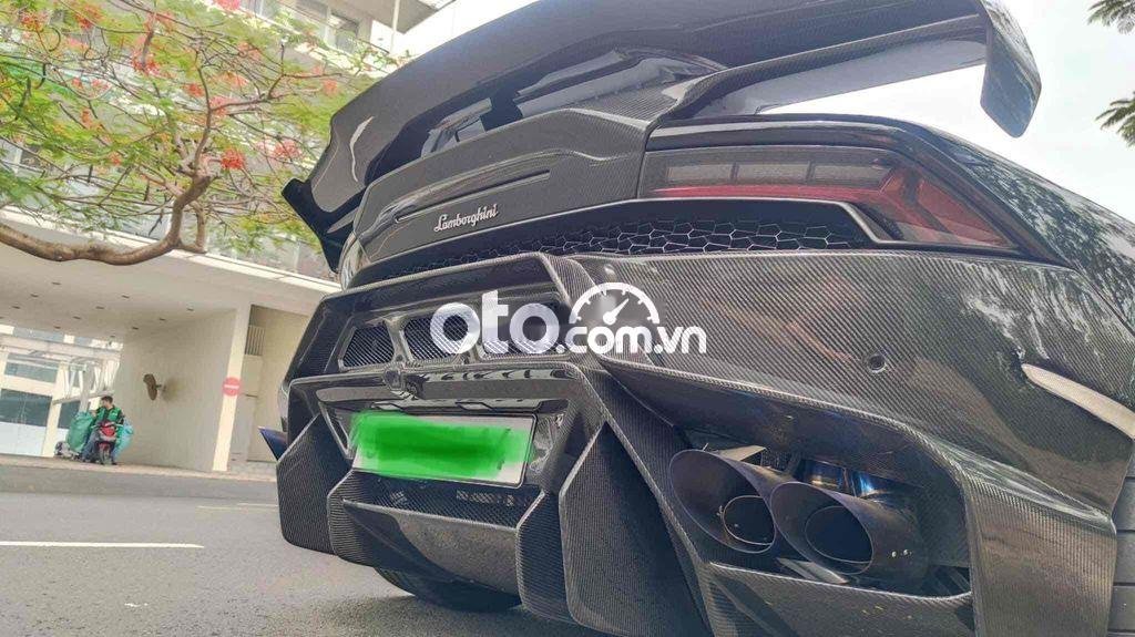 Lamborghini Huracan Lamboghini  sản xuất 2017 ODO 6000km 2017 - Lamboghini Huracan sản xuất 2017 ODO 6000km