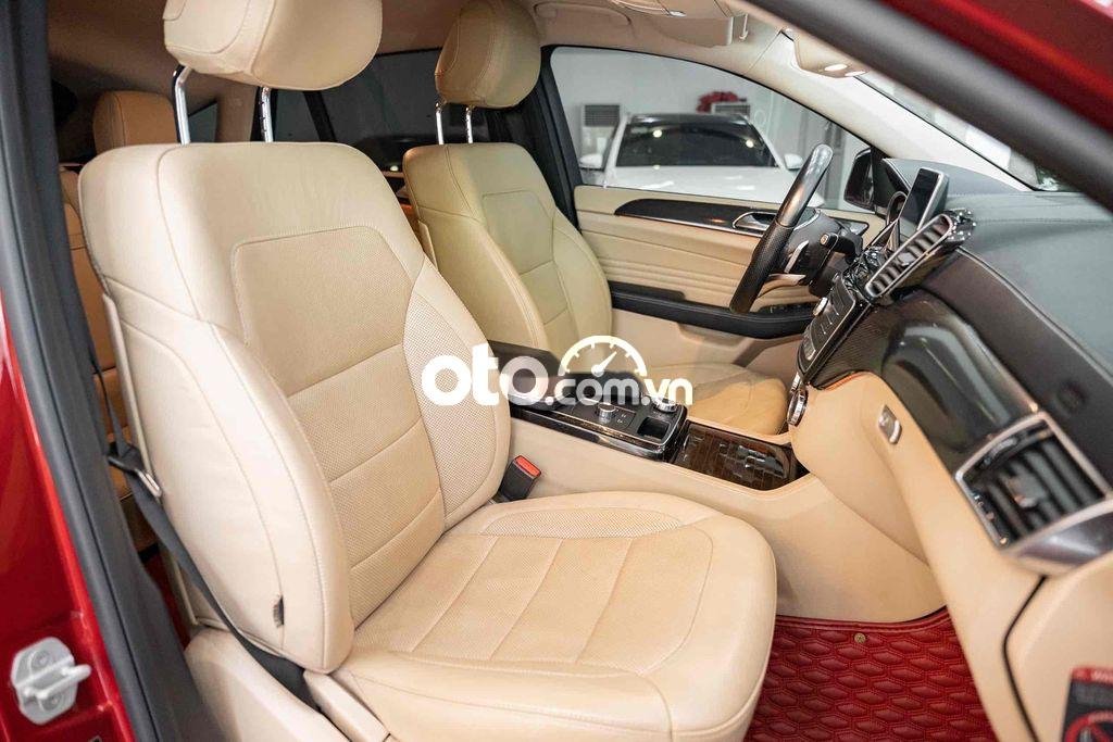 Mercedes-Benz E400 Mercedes GLE400 Couple 2015 đỏ kem 2015 - Mercedes GLE400 Couple 2015 đỏ kem