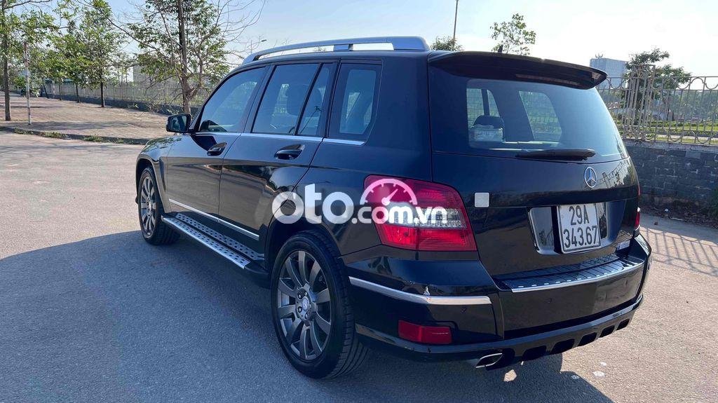 Mercedes-Benz GLK300 cần tiền nên em bán glk300. 2009 - cần tiền nên em bán glk300.