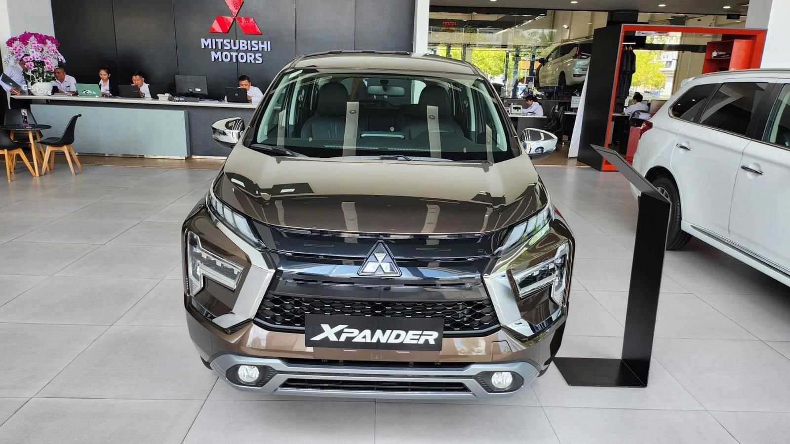 Mitsubishi Xpander 2022 - Giảm 100% trước bạ - Hỗ trợ vay ngân hàng lãi suất tốt