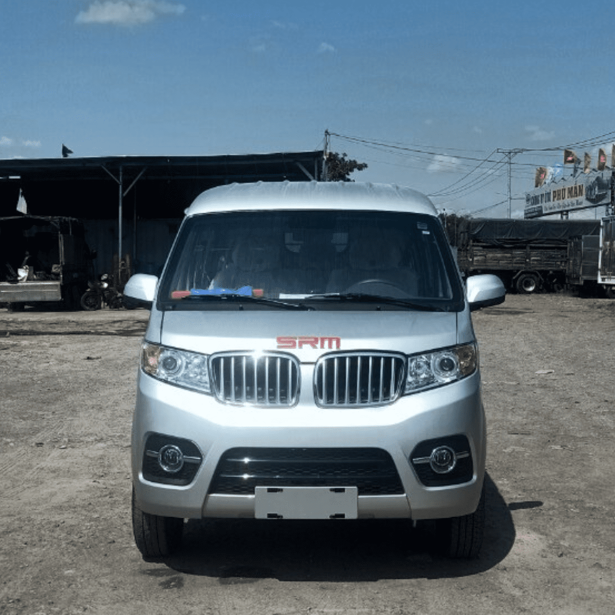 Dongben X30 2023 - Xe van 5 chỗ Dongben SRM X30-V5 2023