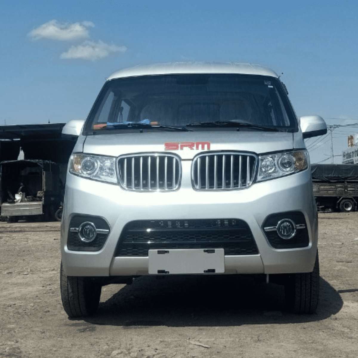 Dongben X30 2023 - Xe van 5 chỗ Dongben SRM X30-V5 2023