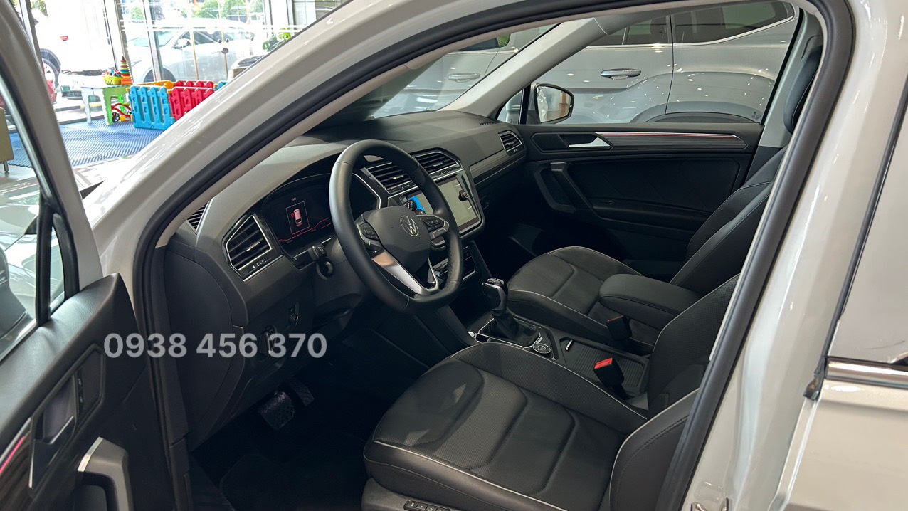 Volkswagen Tiguan Allspace Tiguan Facelift new 100% giá rẻ nhất thị trường nội thất đen 2022 - Bán Volkswagen Tiguan Allspace Tiguan Facelift new 100% giá rẻ nhất thị trường nội thất đen đời 2022, màu trắng, nhập khẩu