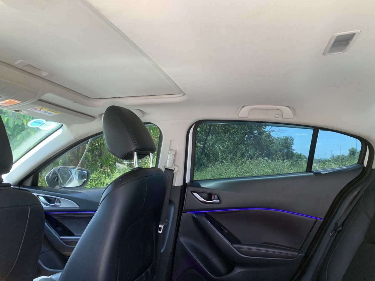 Mazda 3 2018 - Cần bán Mazda 3 2018 bản fun . 