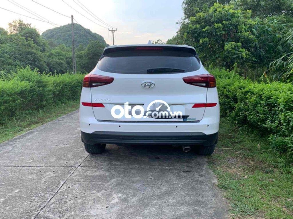 Hyundai Tucson Chính chủ xe mua mới chưa một lần đi sơn tỉa . 2021 - Chính chủ xe mua mới chưa một lần đi sơn tỉa .