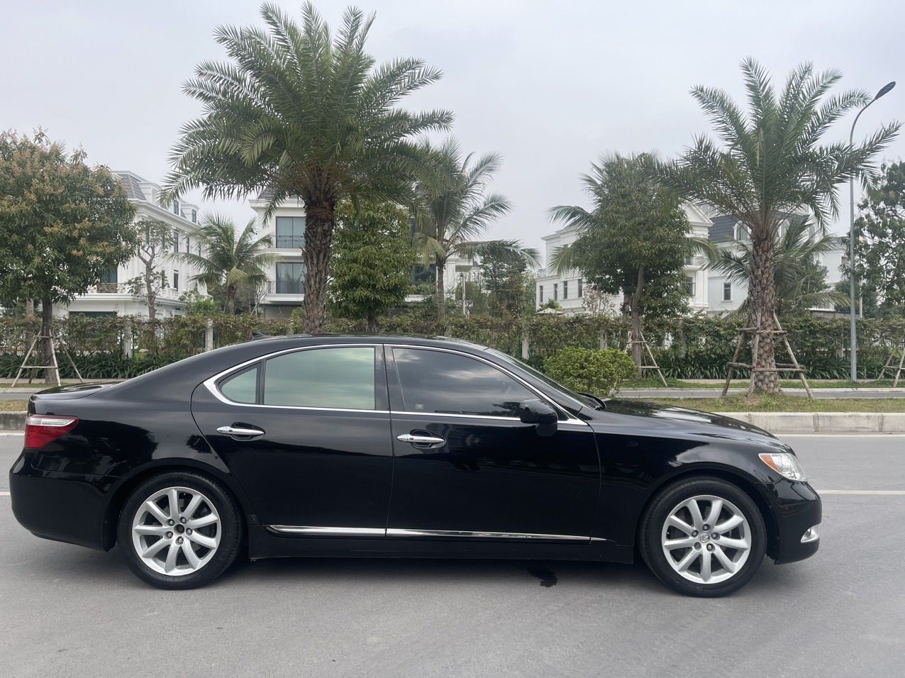 Lexus LS 460 2008 - Xe gia đình, giá tốt 780tr