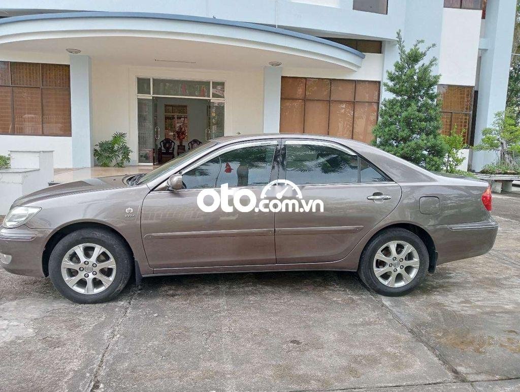 Toyota Camry Lên xe 7 chỗ cần ra em  2.4 đợi 2005 2005 - Lên xe 7 chỗ cần ra em camry 2.4 đợi 2005